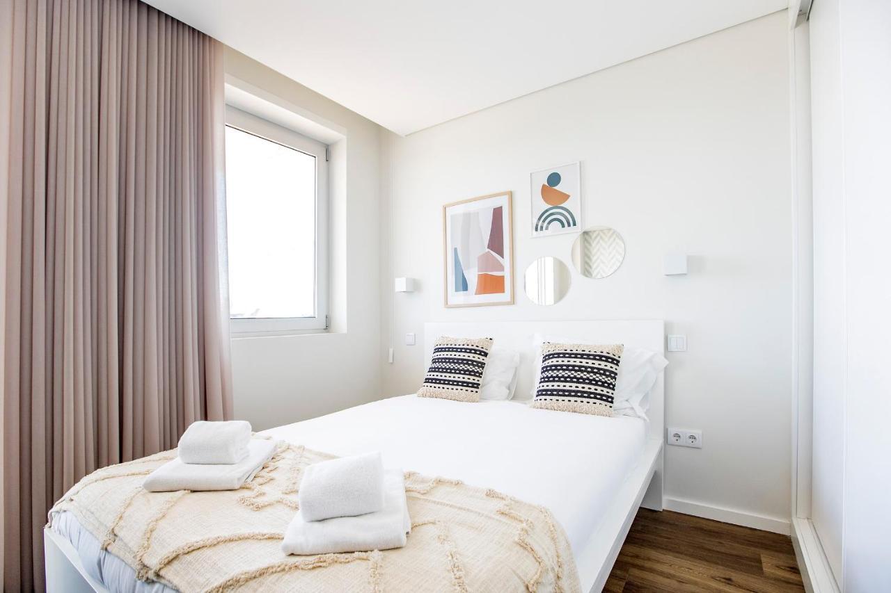 Elegant Studio W/ Ac & Balcony By Lovelystay 波尔图 外观 照片